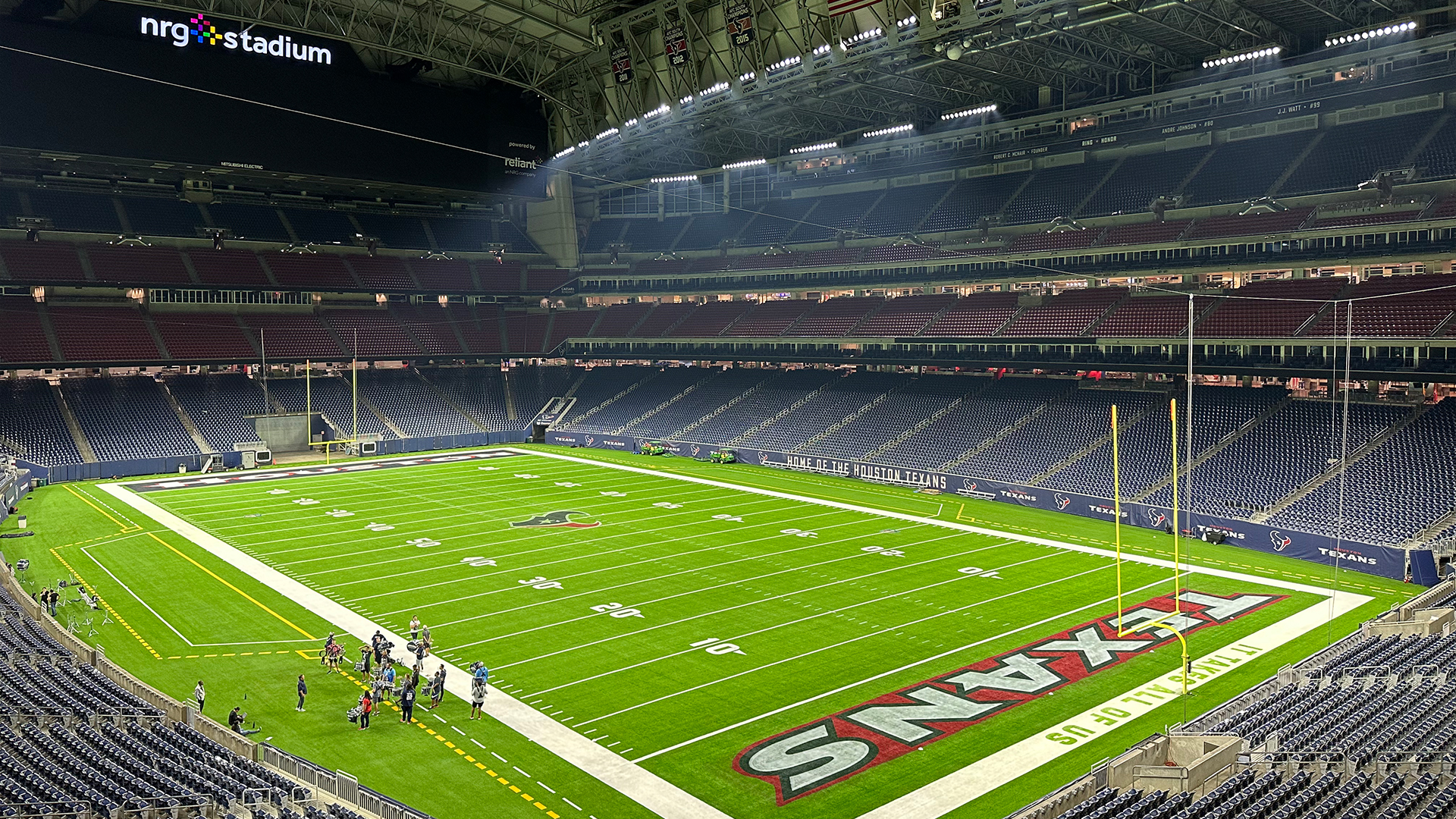 ملعب إن آر جي