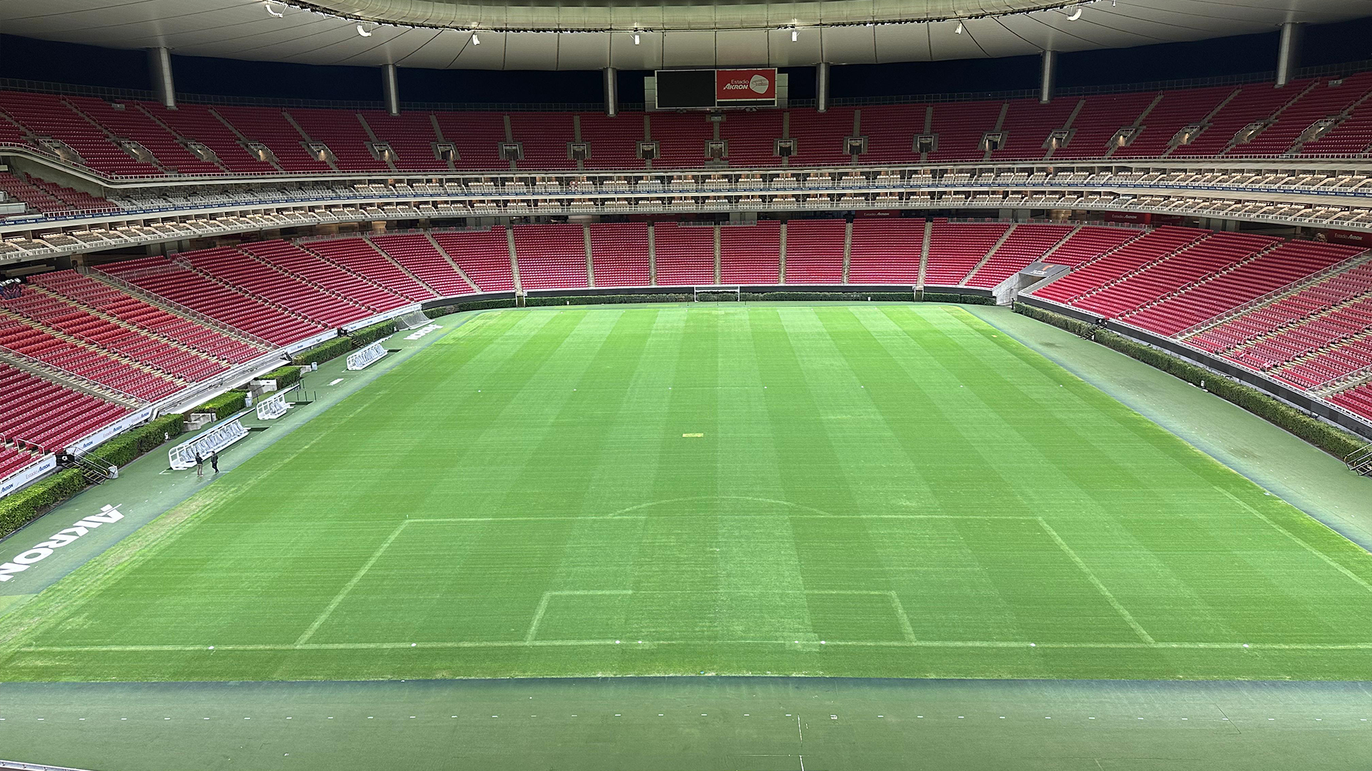 ملعب أكرون