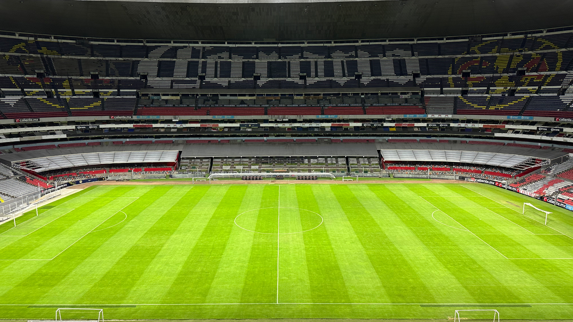 ملعب أزتيكا